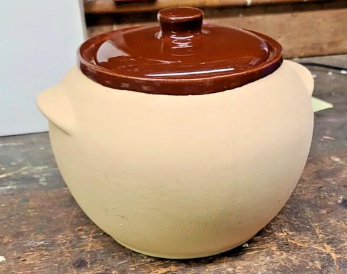 Bean pot watt pottery - bean,